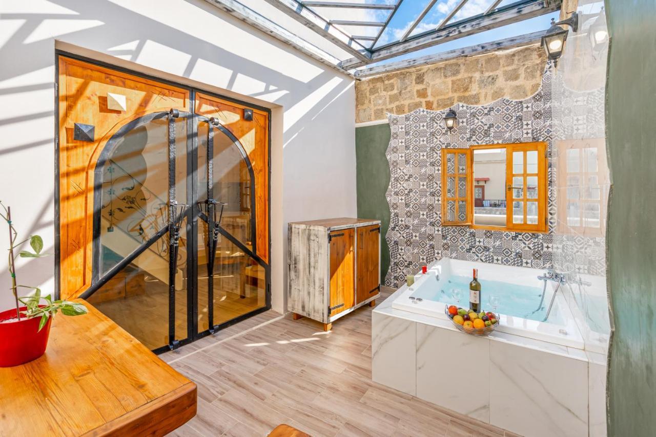 Cava D"Oro Suites Rhodes City Екстериор снимка