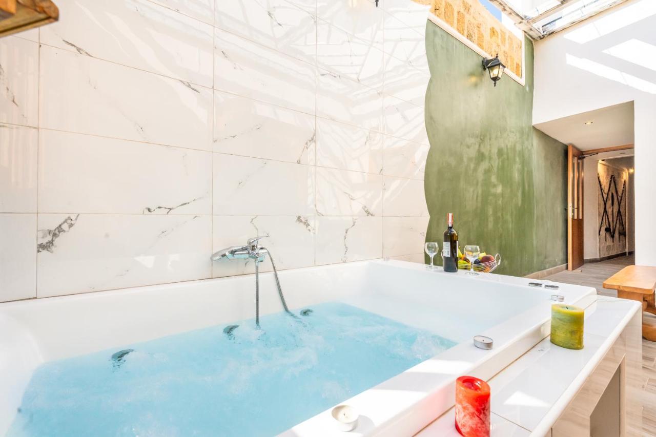 Cava D"Oro Suites Rhodes City Екстериор снимка