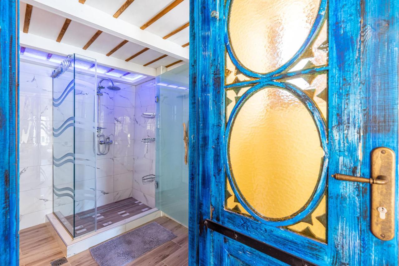 Cava D"Oro Suites Rhodes City Екстериор снимка