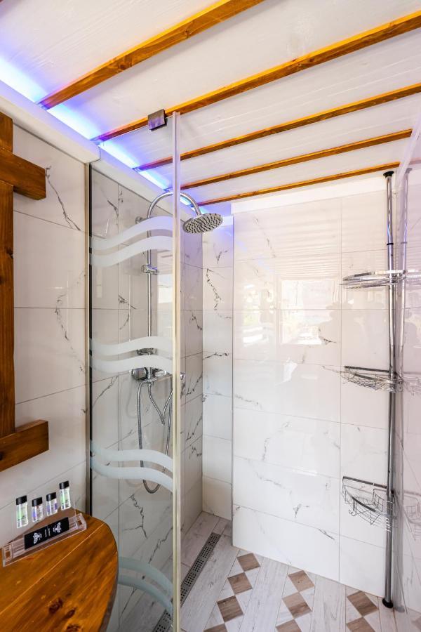 Cava D"Oro Suites Rhodes City Екстериор снимка