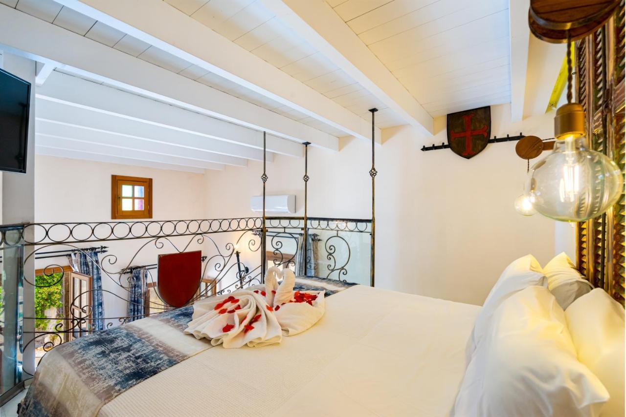 Cava D"Oro Suites Rhodes City Екстериор снимка