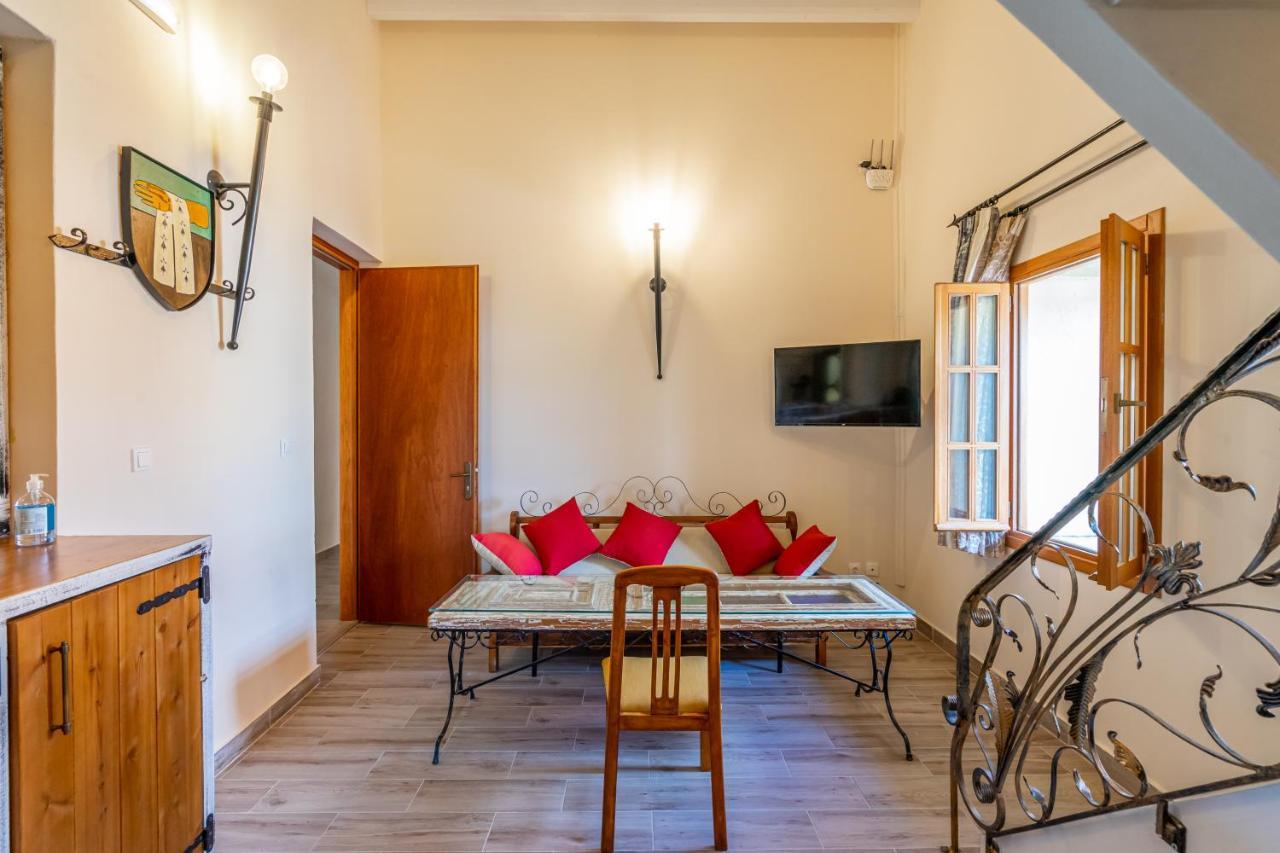 Cava D"Oro Suites Rhodes City Екстериор снимка