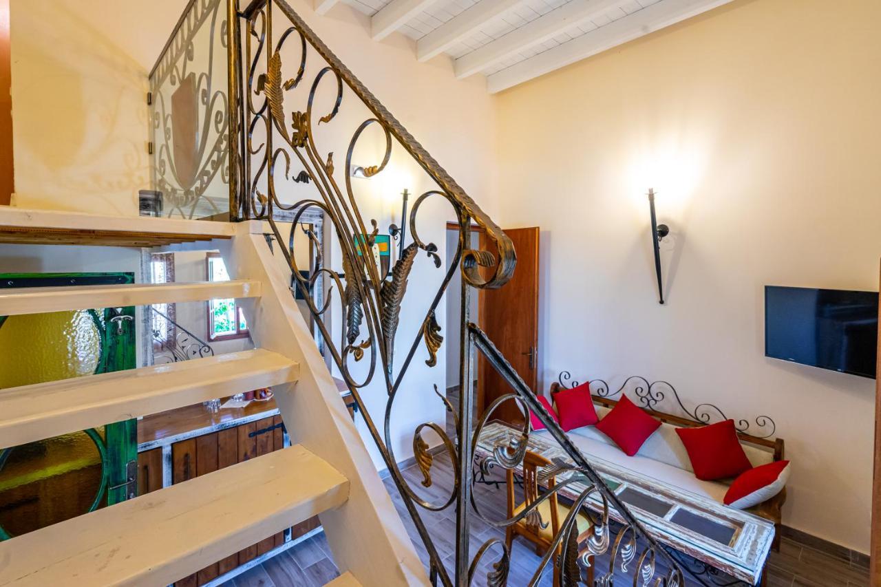 Cava D"Oro Suites Rhodes City Екстериор снимка